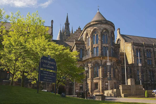 英國大學